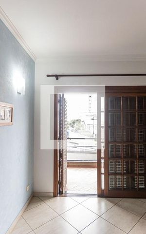 Casa à venda com 240m², 2 quartos e 2 vagas Casa à venda com 240m², 2 quartos e 2 vagasQuarto 1
