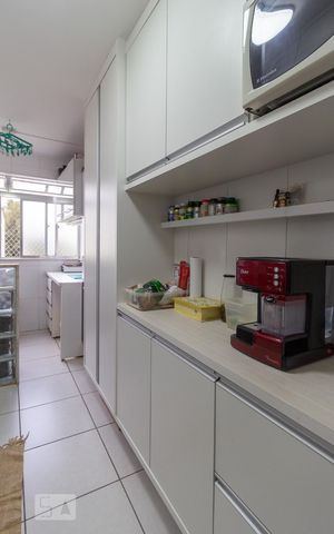Apartamento à venda com 58m², 2 quartos e 1 vaga Apartamento à venda com 58m², 2 quartos e 1 vagaCozinha