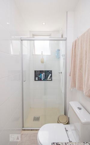 Apartamento para alugar com 63m², 2 quartos e 2 vagasBanheiro da Suíte 1