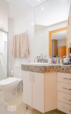 Apartamento para alugar com 63m², 2 quartos e 2 vagasBanheiro da Suíte 1