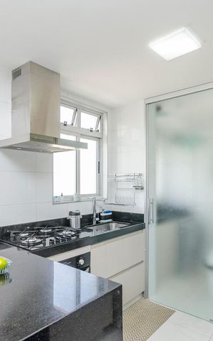Apartamento para alugar com 63m², 2 quartos e 2 vagasCozinha