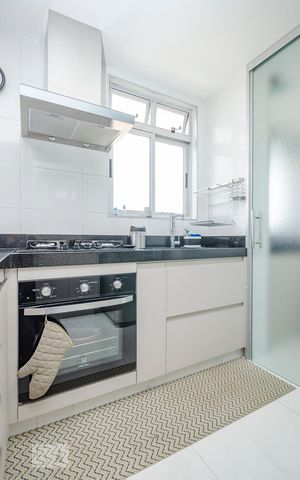 Apartamento para alugar com 63m², 2 quartos e 2 vagasCozinha