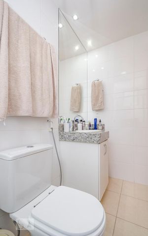 Apartamento para alugar com 63m², 2 quartos e 2 vagasBanheiro da Suíte 1