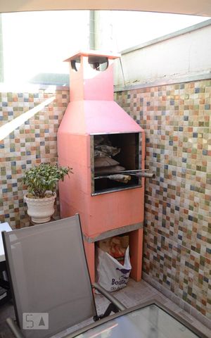 Casa à venda com 144m², 3 quartos e 2 vagasChurrasqueira