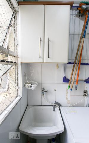 Apartamento para alugar com 64m², 3 quartos e 1 vagaÁrea de Serviço