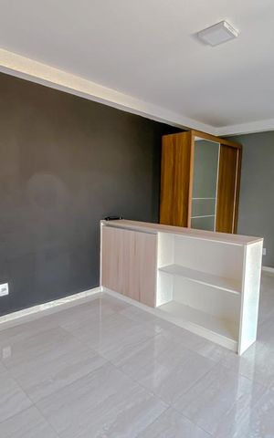 Studio à venda com 33m², 1 quarto e sem vagaSala e Cozinha
