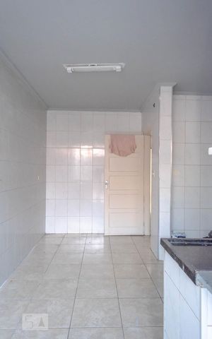 Casa à venda com 100m², 2 quartos e 1 vagaCozinha