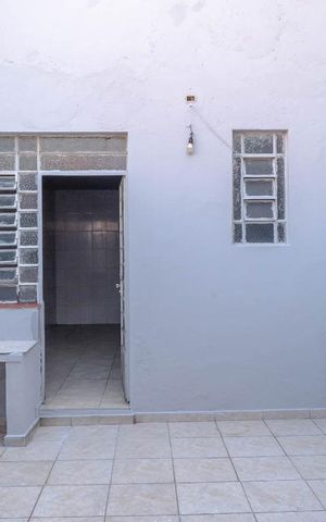 Casa à venda com 100m², 2 quartos e 1 vagaQuintal - Área de serviço