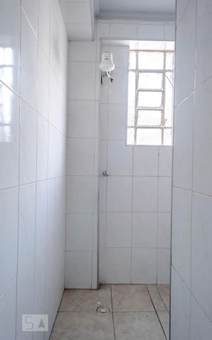 Casa à venda com 100m², 2 quartos e 1 vagaBanheiro 2