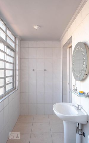 Casa à venda com 100m², 2 quartos e 1 vagaBanheiro 1 - suíte