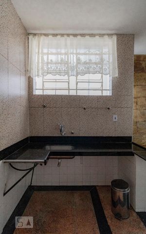 Casa para alugar com 403m², 5 quartos e 2 vagasCozinha