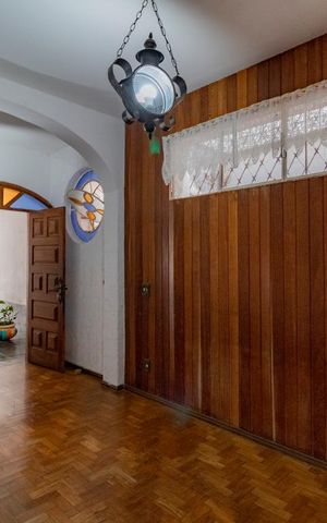 Casa para alugar com 403m², 5 quartos e 2 vagasSala