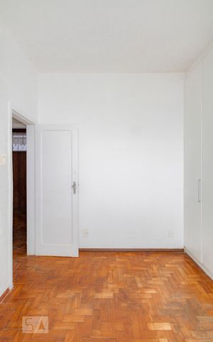 Casa para alugar com 403m², 5 quartos e 2 vagasQuarto