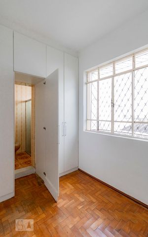 Casa para alugar com 403m², 5 quartos e 2 vagasQuarto