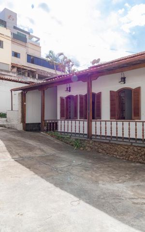 Casa para alugar com 403m², 5 quartos e 2 vagasÁrea externa