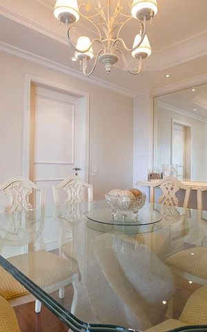 Apartamento à venda com 160m², 3 quartos e 2 vagas Apartamento à venda com 160m², 3 quartos e 2 vagasSala