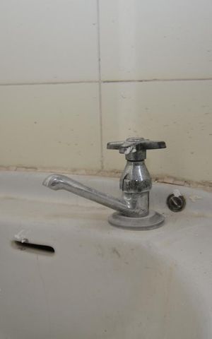 Apartamento à venda com 88m², 2 quartos e 1 vagaBanheiro - Torneira