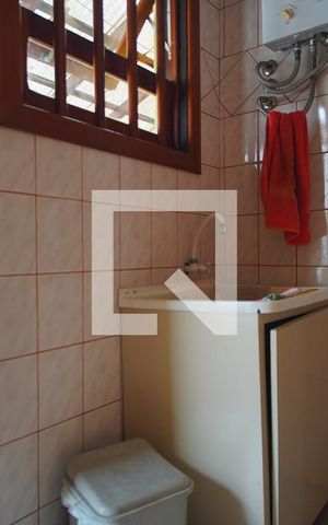 Casa à venda com 300m², 3 quartos e 4 vagasÁrea de Serviço