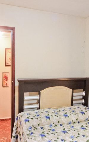 Casa à venda com 258m², 4 quartos e 3 vagas Casa à venda com 258m², 4 quartos e 3 vagasQuarto 4