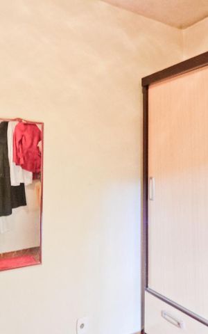 Casa à venda com 258m², 4 quartos e 3 vagas Casa à venda com 258m², 4 quartos e 3 vagasQuarto 3