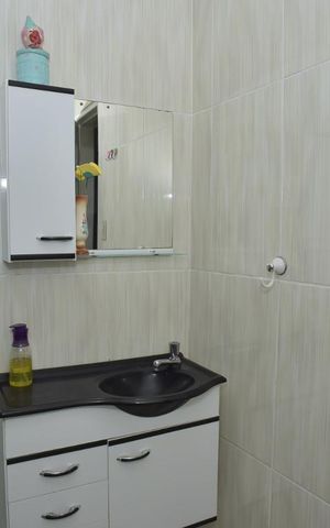 Casa à venda com 100m², 2 quartos e 1 vagaBanheiro