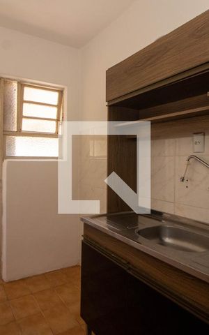 Apartamento à venda com 64m², 2 quartos e 1 vaga Apartamento à venda com 64m², 2 quartos e 1 vagaCozinha