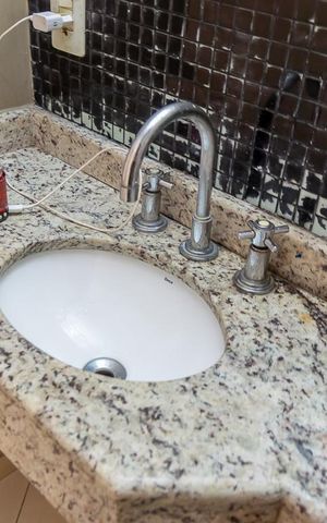 Casa à venda com 250m², 3 quartos e 6 vagasLavabo
