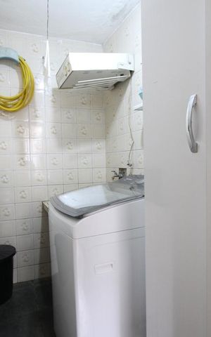 Casa à venda com 208m², 4 quartos e 2 vagasÁrea de serviço