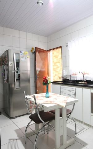 Casa à venda com 208m², 4 quartos e 2 vagasCozinha