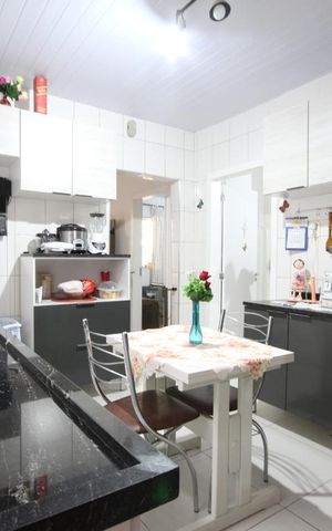 Casa à venda com 208m², 4 quartos e 2 vagasCozinha