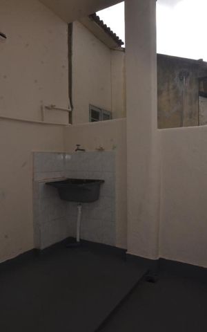 Casa de condomínio para alugar com 78m², 2 quartos e 1 vagaÁrea de serviço