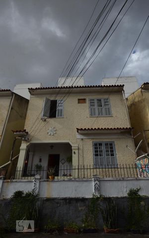Casa de condomínio para alugar com 78m², 2 quartos e 1 vagaFachada