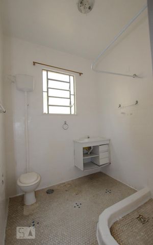 Casa de condomínio para alugar com 78m², 2 quartos e 1 vagaBanheiro Social