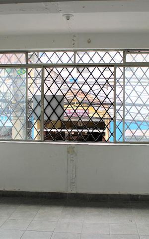 Casa à venda com 100m², 4 quartos e 1 vagaSala