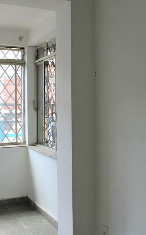 Casa à venda com 100m², 4 quartos e 1 vagaSala