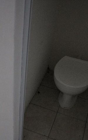 Casa à venda com 100m², 4 quartos e 1 vagaGaragem - banheiro