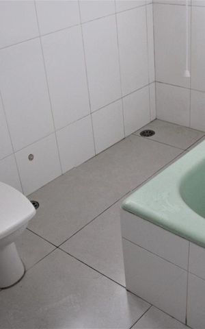 Casa à venda com 100m², 4 quartos e 1 vagaBanheiro social