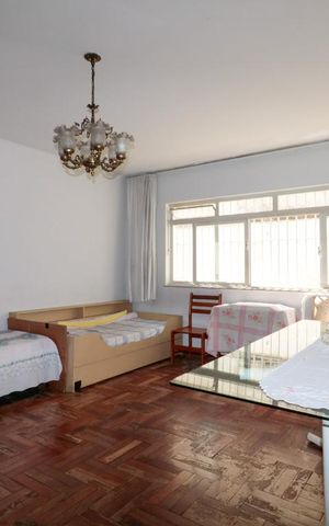 Casa à venda com 290m², 3 quartos e 4 vagas Casa à venda com 290m², 3 quartos e 4 vagasSala de jantar