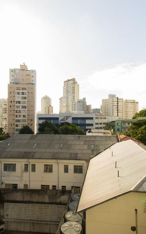 Apartamento para alugar com 68m², 2 quartos e sem vagaVista