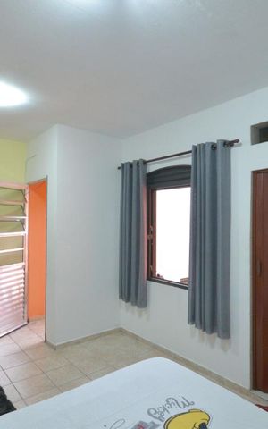 Casa à venda com 179m², 4 quartos e 2 vagas Casa à venda com 179m², 4 quartos e 2 vagasQuarto de Serviço