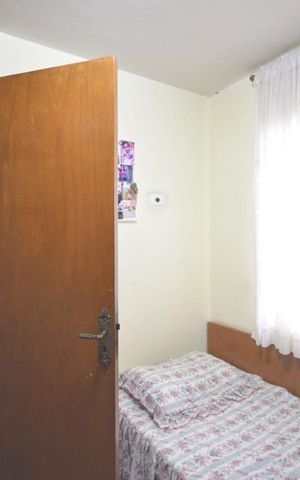 Casa à venda com 179m², 4 quartos e 2 vagas Casa à venda com 179m², 4 quartos e 2 vagasQuarto 2