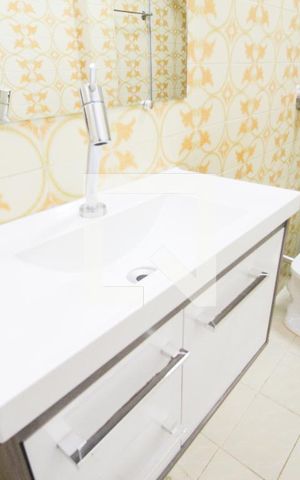 Apartamento à venda com 80m², 2 quartos e 1 vagaBanheiro