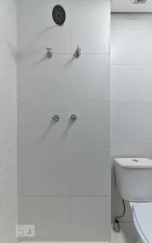 Apartamento à venda com 52m², 2 quartos e 1 vaga Apartamento à venda com 52m², 2 quartos e 1 vagaBanheiro Social