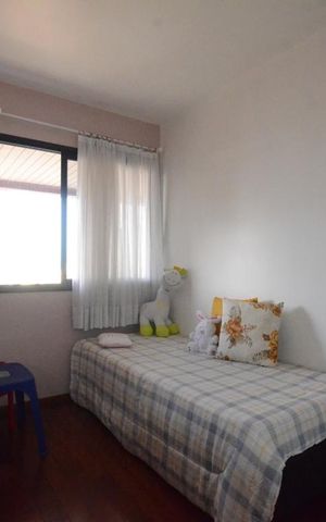 Apartamento à venda com 146m², 4 quartos e 3 vagasQuarto 3 suite