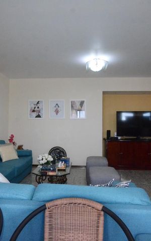 Apartamento à venda com 146m², 4 quartos e 3 vagasSala