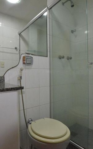 Apartamento à venda com 146m², 4 quartos e 3 vagasBanheiro da suite-