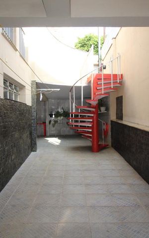Casa à venda com 310m², 5 quartos e 2 vagasQuintal