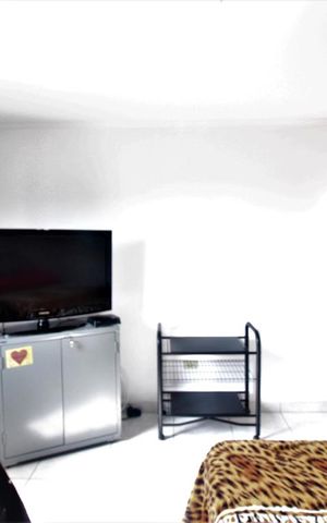 Casa à venda com 310m², 5 quartos e 2 vagasQuarto 5