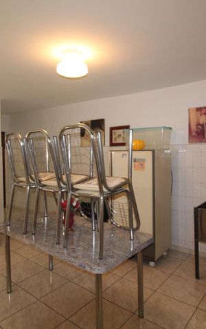 Casa à venda com 310m², 5 quartos e 2 vagasQuarto 3