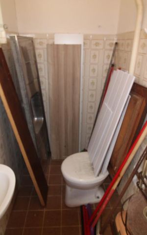 Casa à venda com 310m², 5 quartos e 2 vagasBanheiro 5 serviço